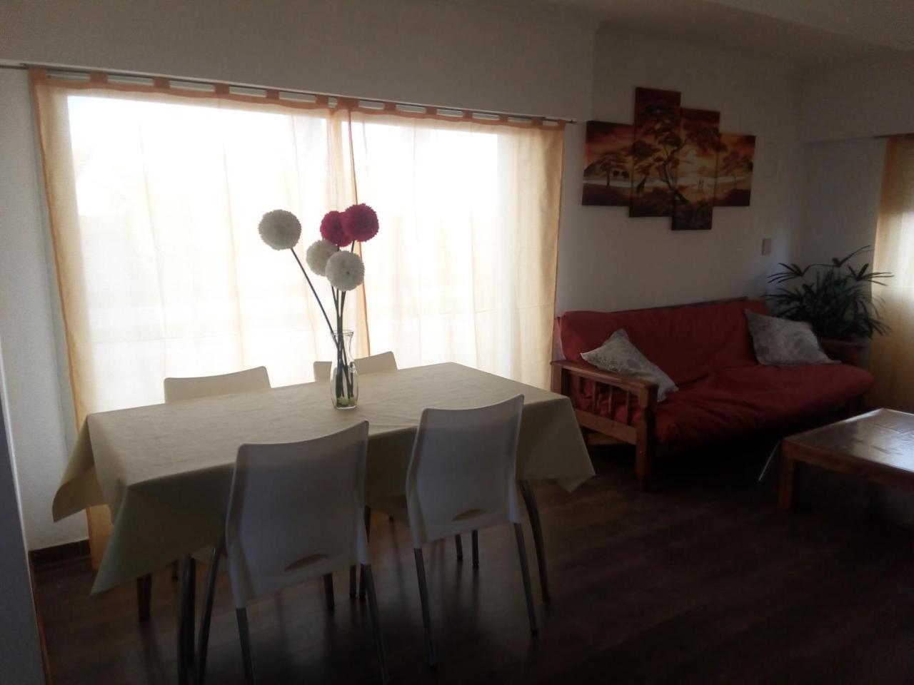 El Rinconcito De Rosi Apartman Trelew Kültér fotó